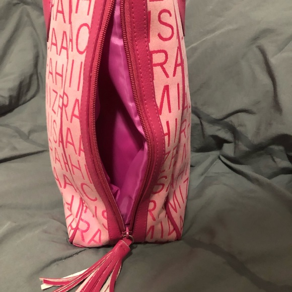 Isaac Mizrahi Barbie Pink Embroidered Letters Bag Purse Tote Adorable - Picture 2 of 9